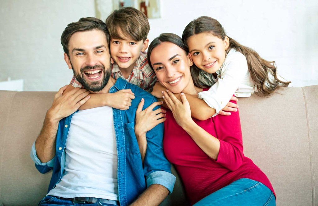 General dentist in La Mesa and San Diego treating a family patient, La Mesa Dental Center